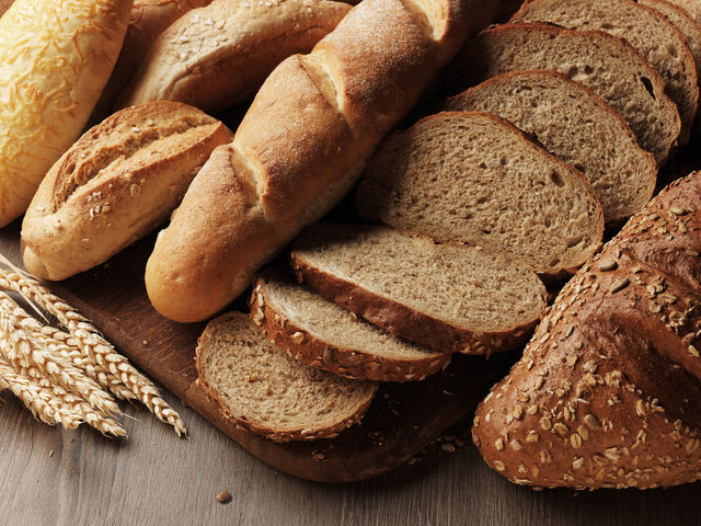 Як правильно зберігати хліб удома