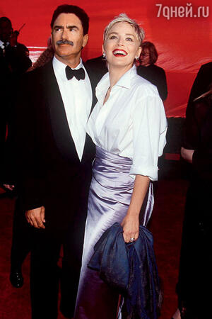 Шарон Стоун з чоловіком Філом Бронштейном на церемонії «Оскара»