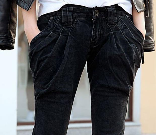 Капрі (сapris) - легкі джинси, довжиною від низу коліна до середини гомілки