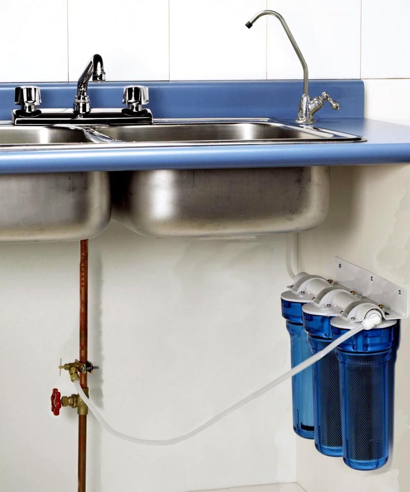 Незважаючи на те, що в більшості випадків водопровідна вода відповідає санітарним нормам, її складно назвати якісною