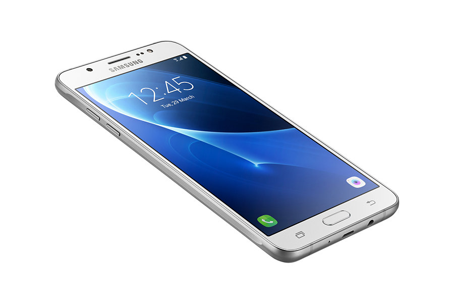 Висновки такі: Samsung Galaxy J7 (2016) є відмінним двосімний смартфоном-середнячком з якісним Super AMOLED-екраном